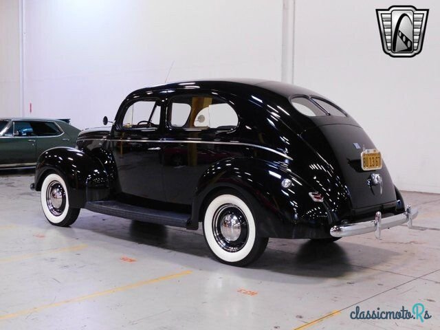 1940' Ford photo #3