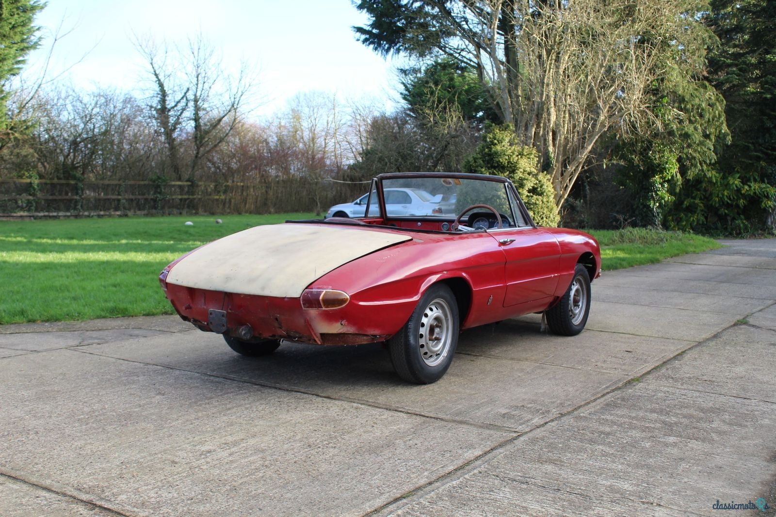 1969' Alfa Romeo Spider Veloce 1750 photo #1