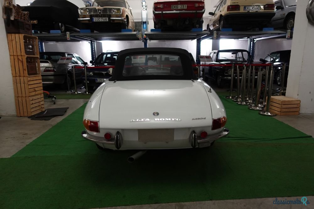 1969' Alfa Romeo Spider photo #4