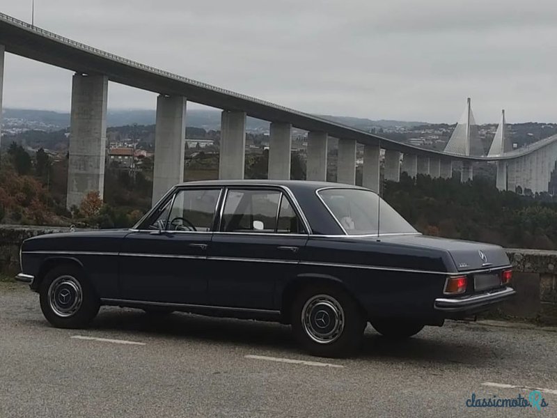 1970' Mercedes-Benz 220 photo #1