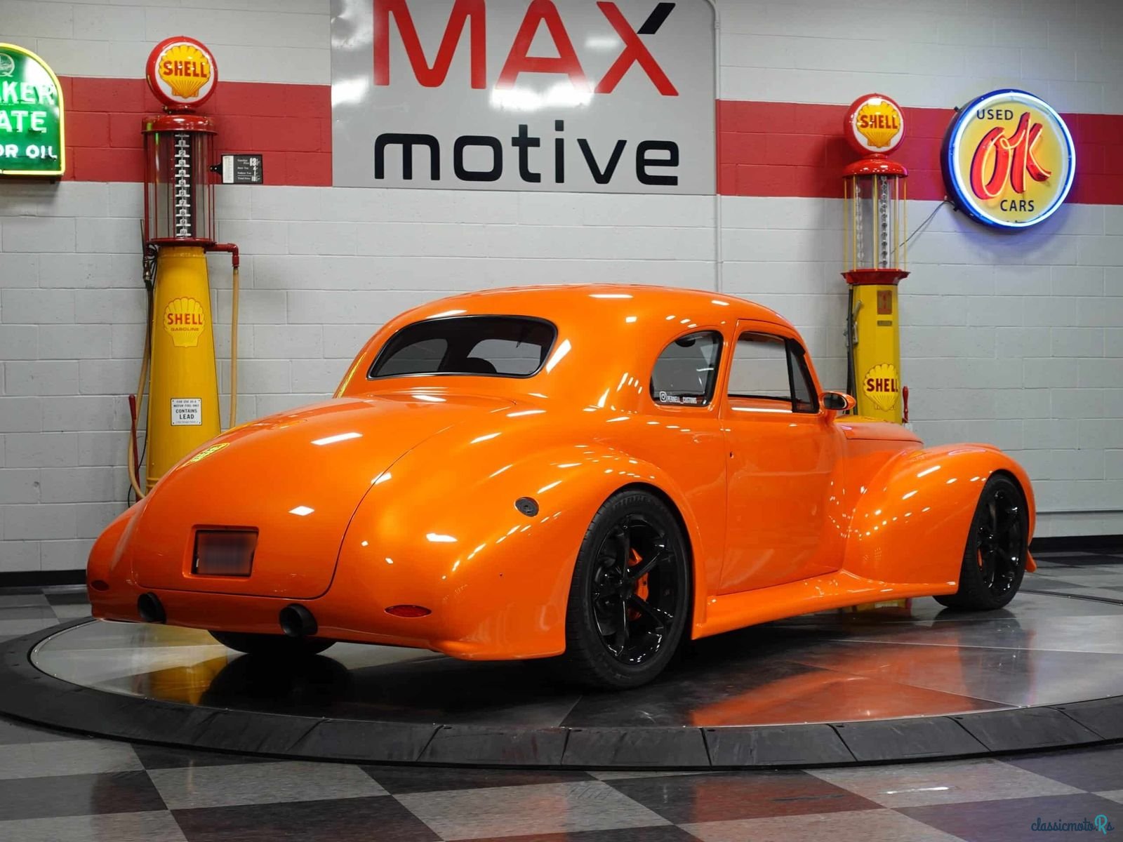 1940' Pontiac photo #3