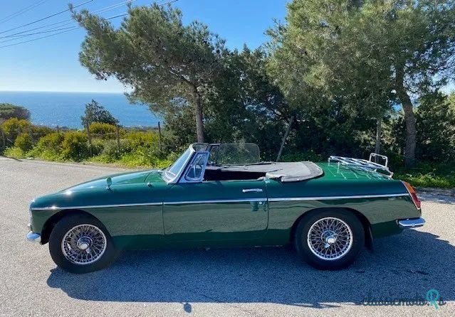 1967' MG MGB photo #1