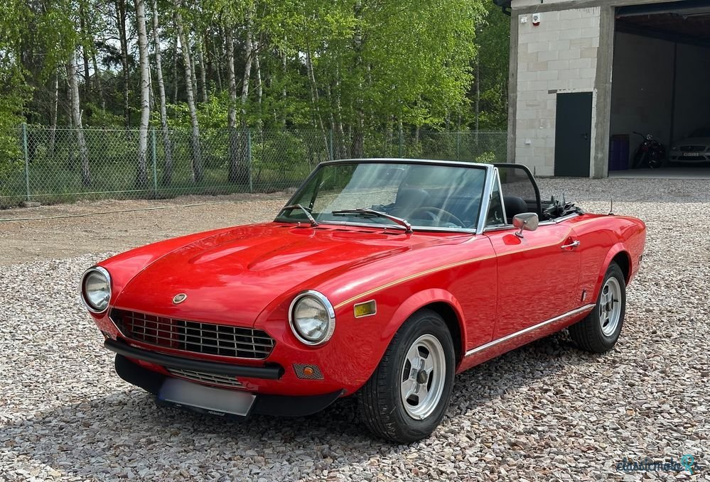 1978' Fiat 124 Spider photo #1