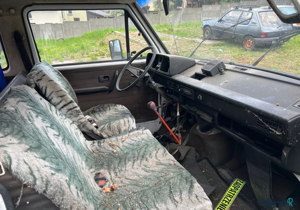 1980' Volkswagen Transporter photo #4