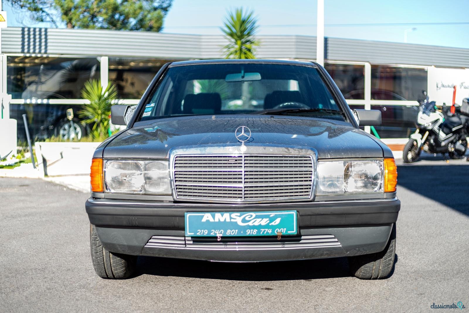 1992' Mercedes-Benz 190E photo #1