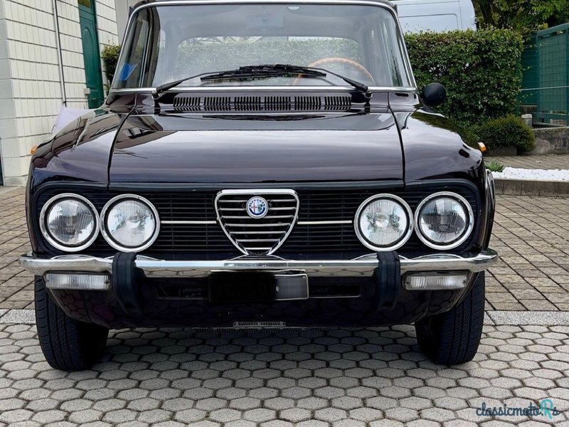 1975' Alfa Romeo Giulia Super 1300 photo #1