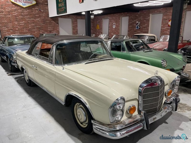 1965' Mercedes-Benz 250SE W111 photo #2