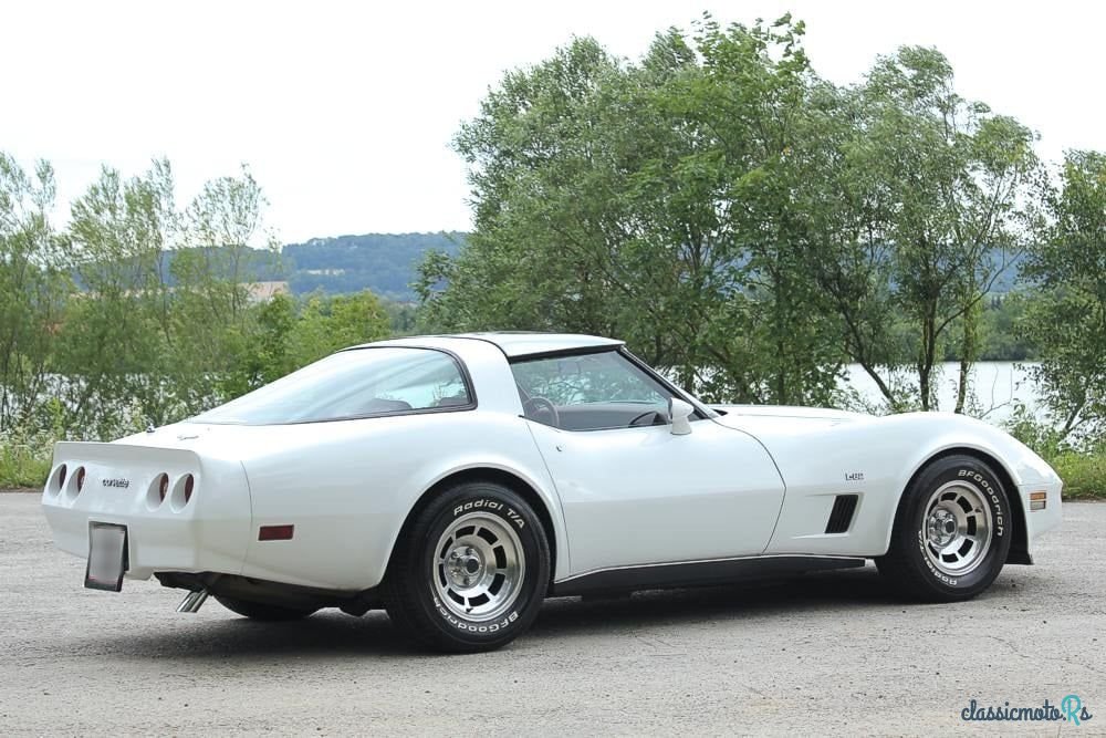 1980' Chevrolet Corvette photo #4
