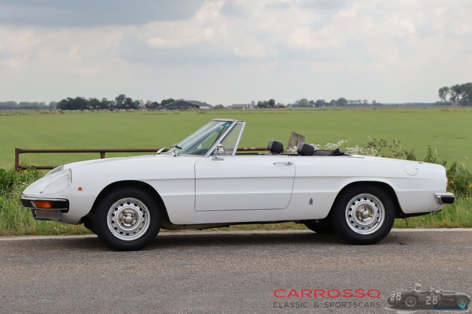 1976' Alfa Romeo Spider 1300 Junior photo #6