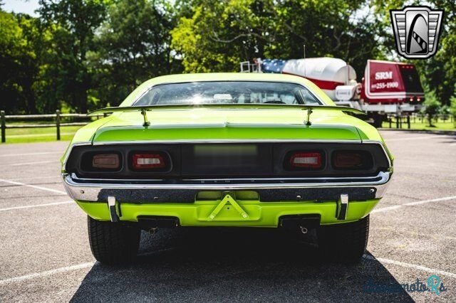1972' Dodge Challenger photo #5