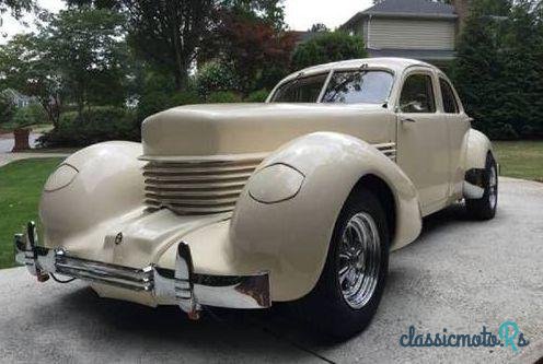 1937' Cord Beverly Bustleback photo #4