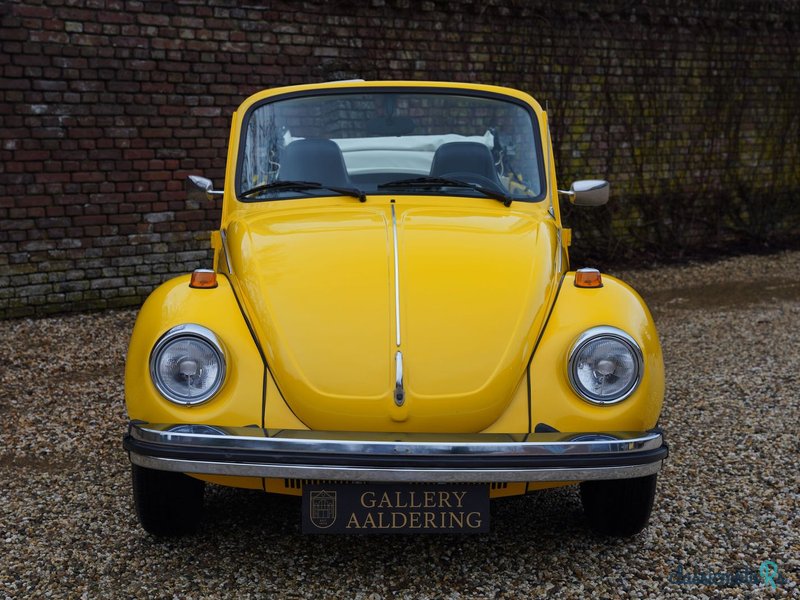 1976' Volkswagen Beetle photo #5