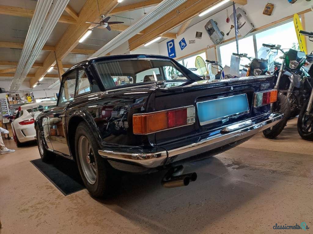 1969' Triumph TR 6 PI photo #6