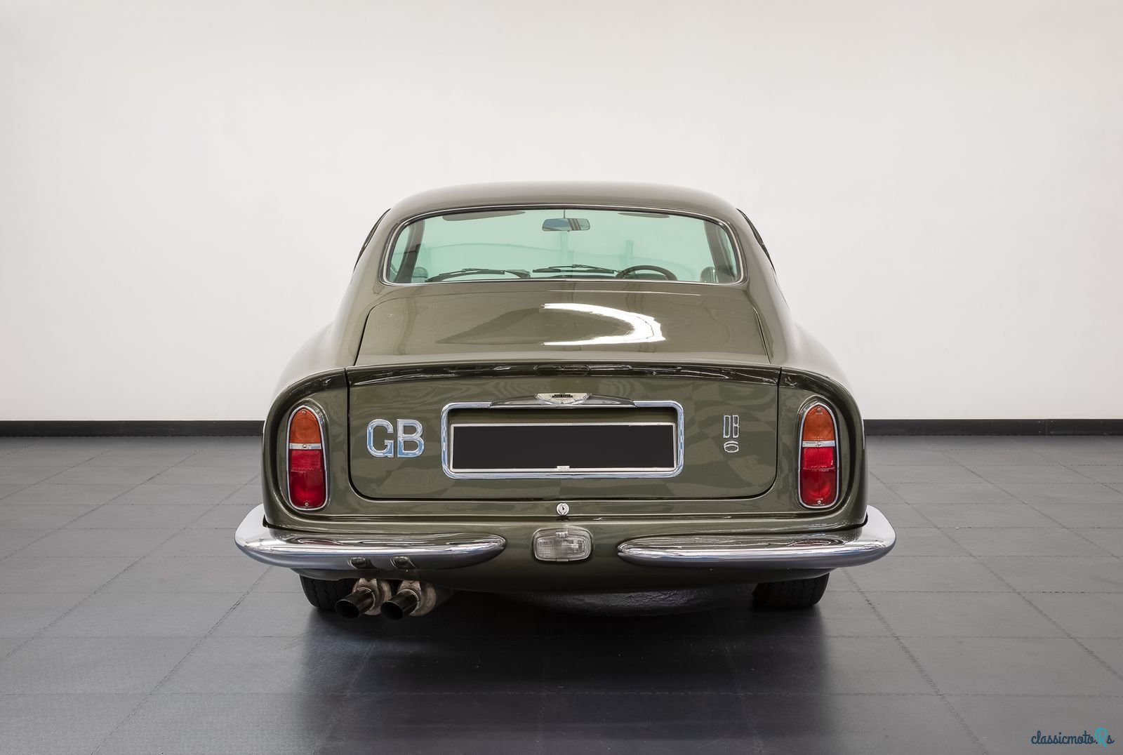 1967' Aston Martin DB6 photo #6