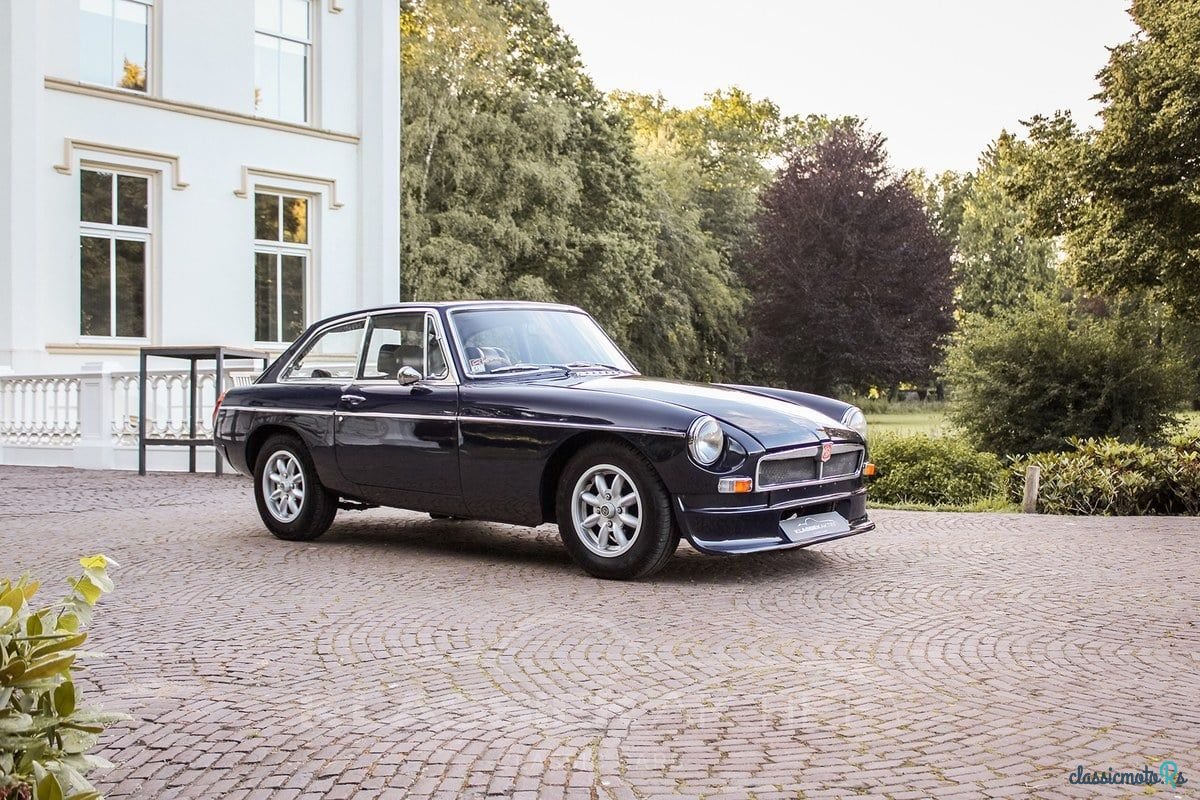 1975' MG MGB photo #1