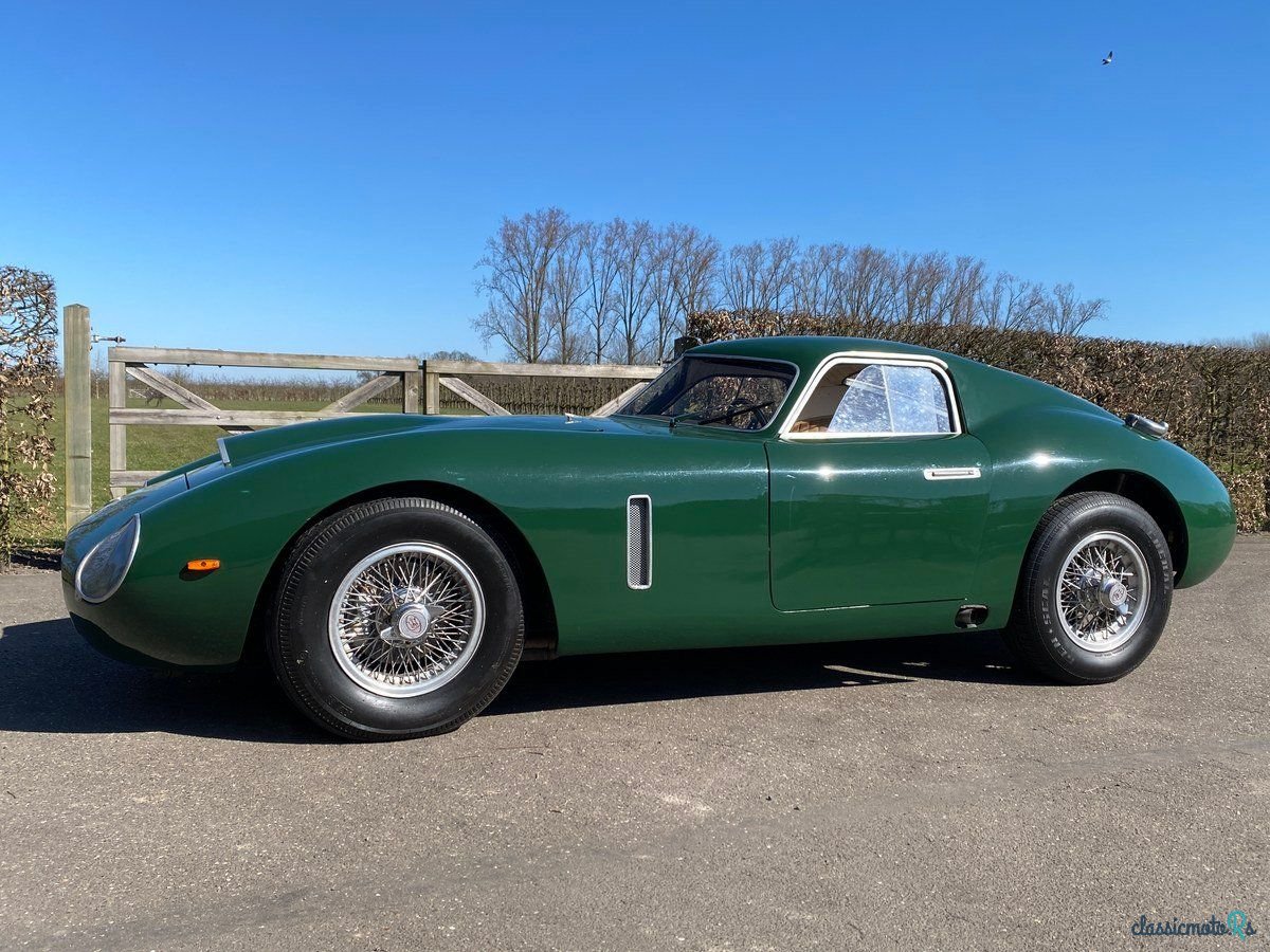 1979' Maserati 330 photo #1