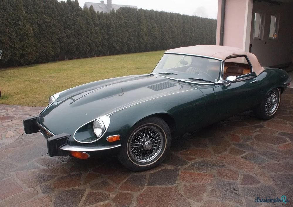 1974' Jaguar E-Type photo #2