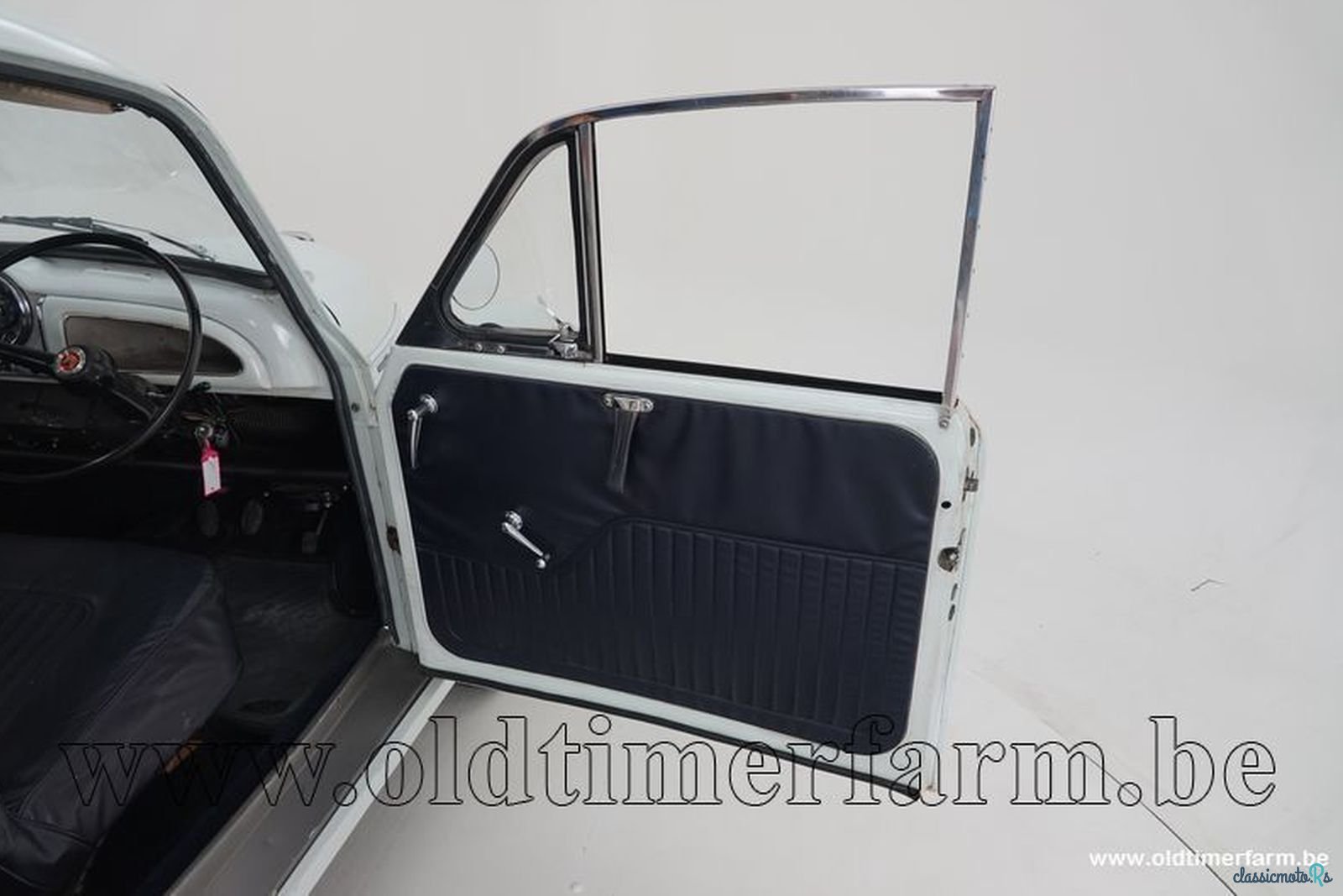 1971' Morris Minor photo #6