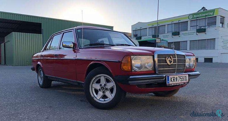 1977' Mercedes-Benz 300 D photo #1