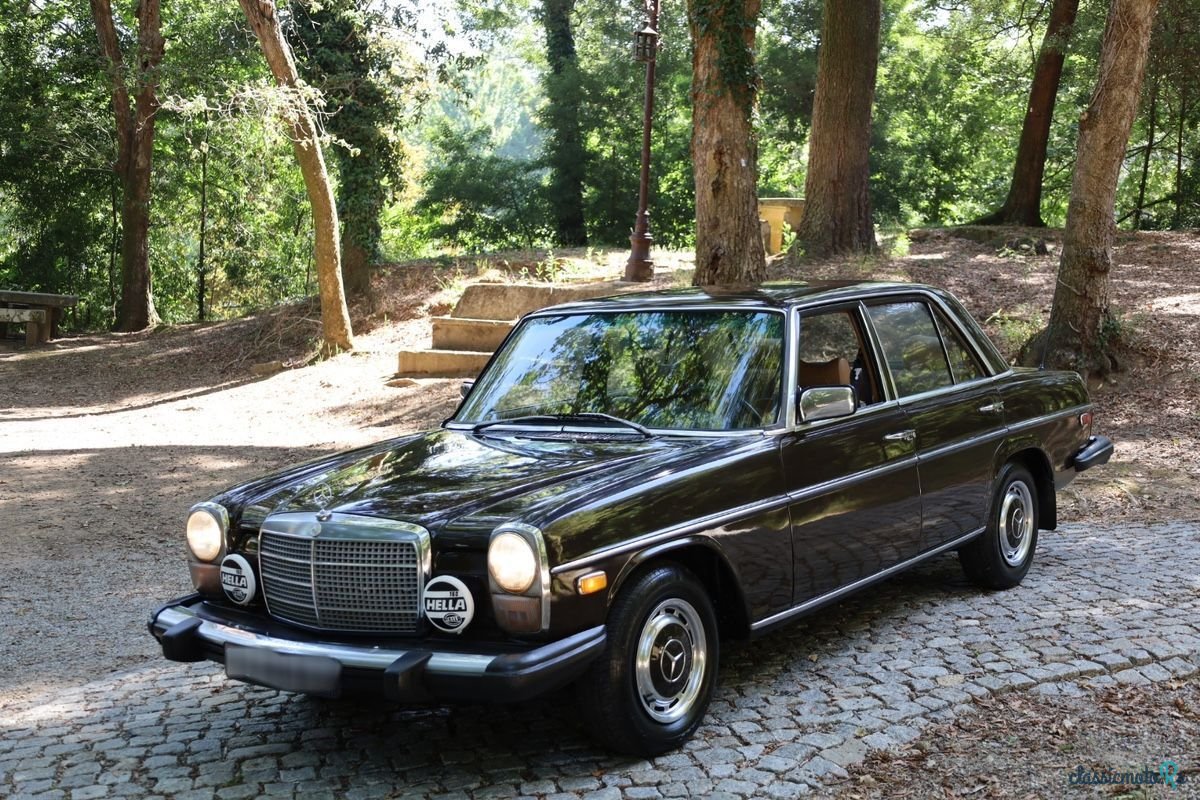 1974' Mercedes-Benz 240 photo #1