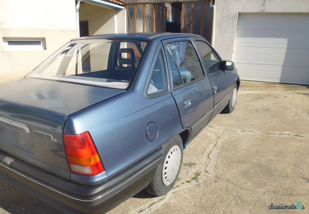 1987' Opel Kadett photo #3