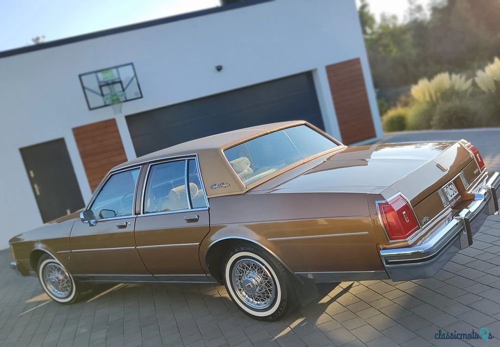 1980' Oldsmobile Delta 88 photo #5