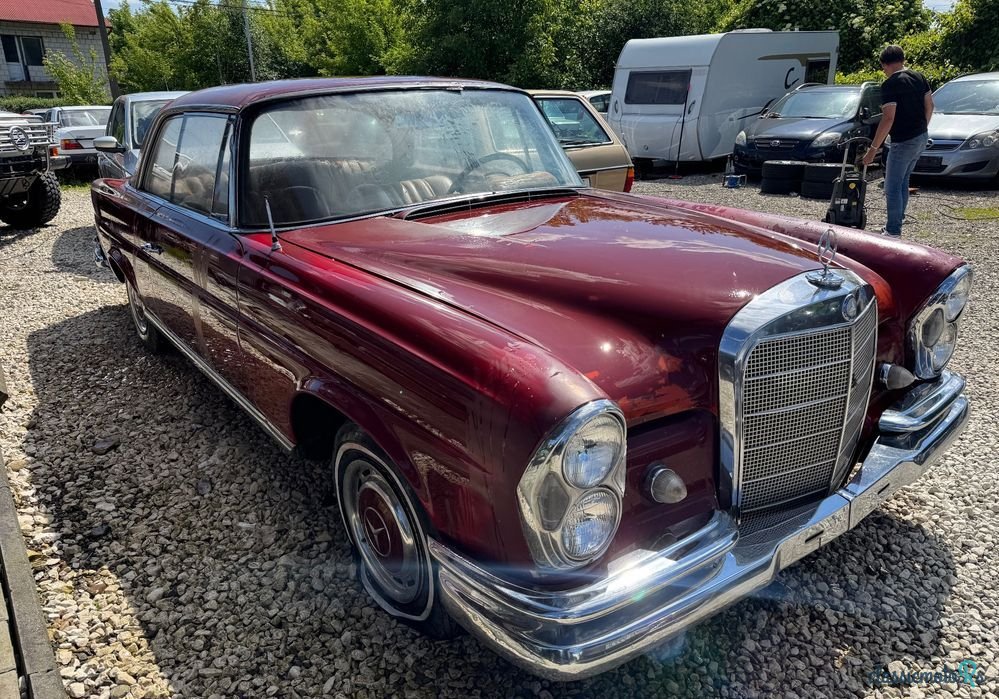 1964' Mercedes-Benz W111 220SE photo #3