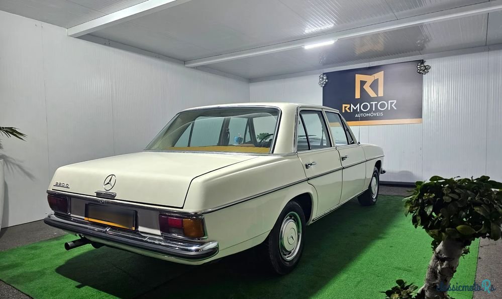 1970' Mercedes-Benz W114/W115 photo #4