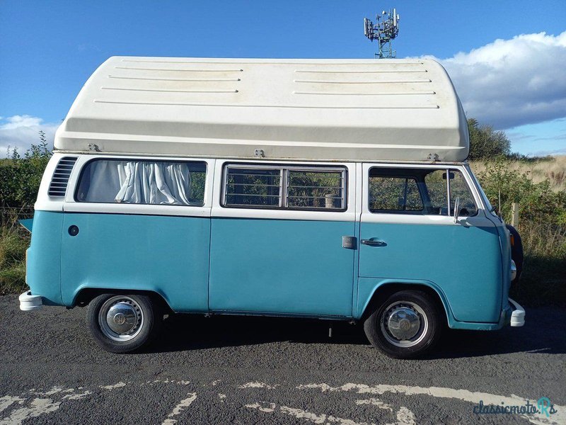 1972' Volkswagen Type 2 photo #4