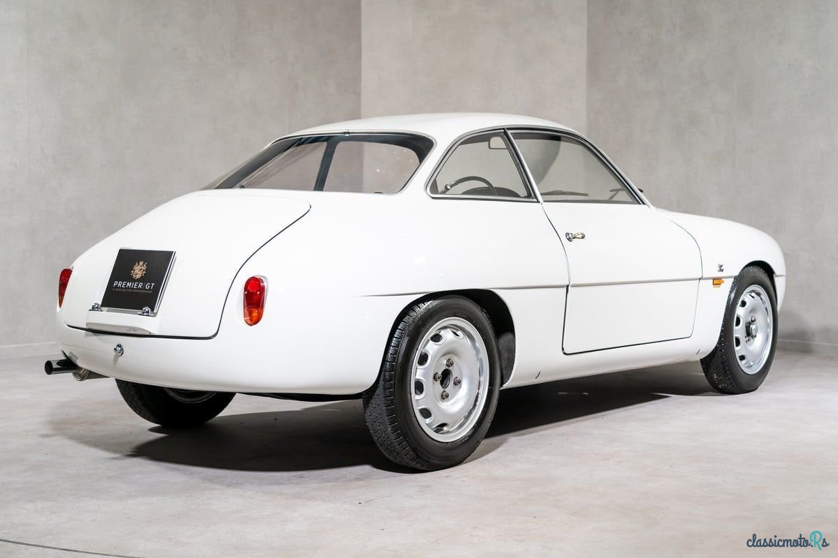 1960' Alfa Romeo GT photo #4