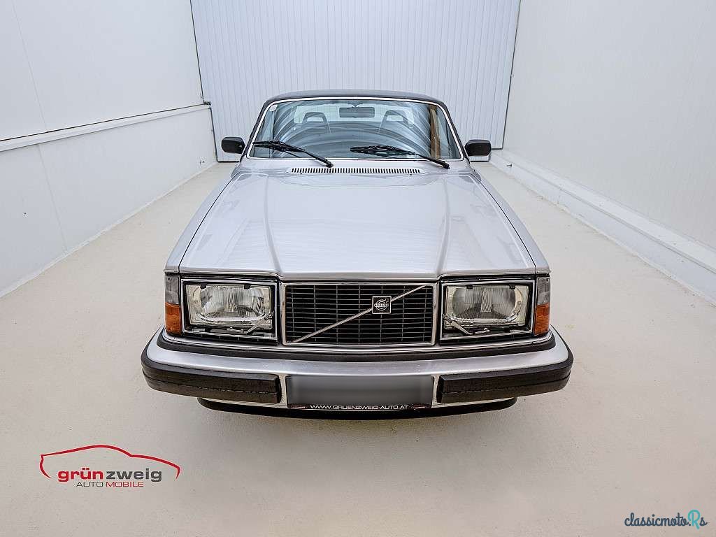 1979' Volvo 262 C photo #2