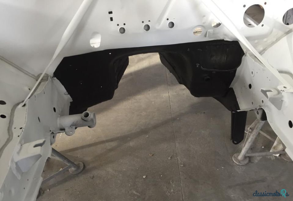 1977' Mercedes-Benz 240 photo #5