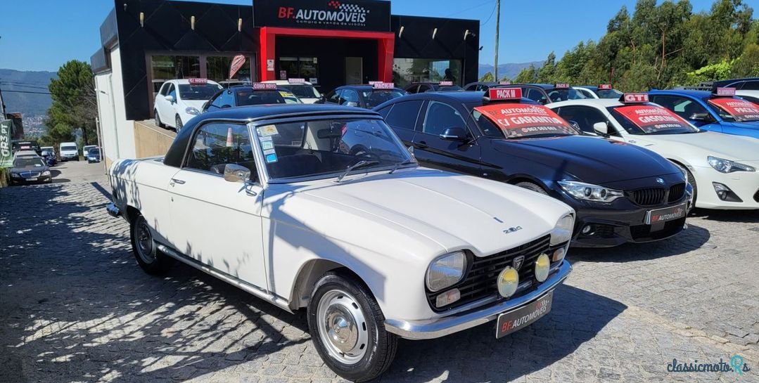 1967' Peugeot 204 photo #5