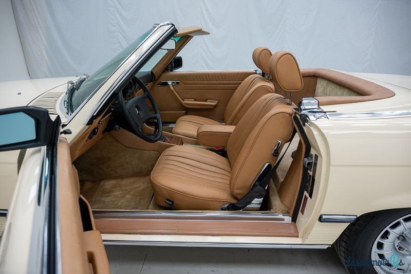 1982' Mercedes-Benz 380SL + hardtop '82 CH17339 photo #4