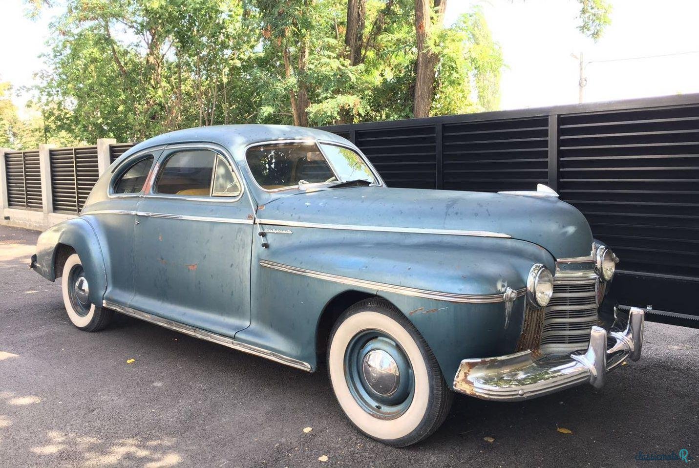 1941' Oldsmobile Dynamic Cruiser Fastback photo #2