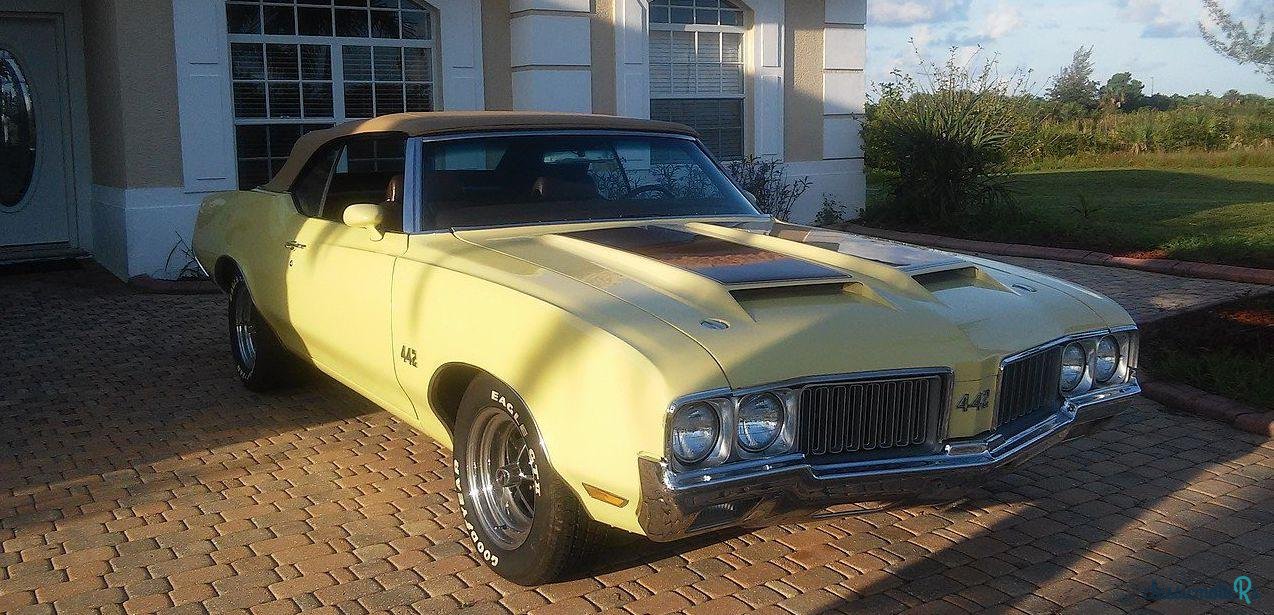 1970' Oldsmobile 442 photo #2