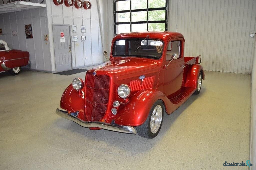 1935' Ford Pickup photo #4