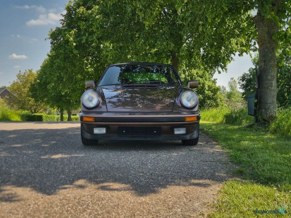 1983' Porsche 911 3.0Sc Targa photo #2