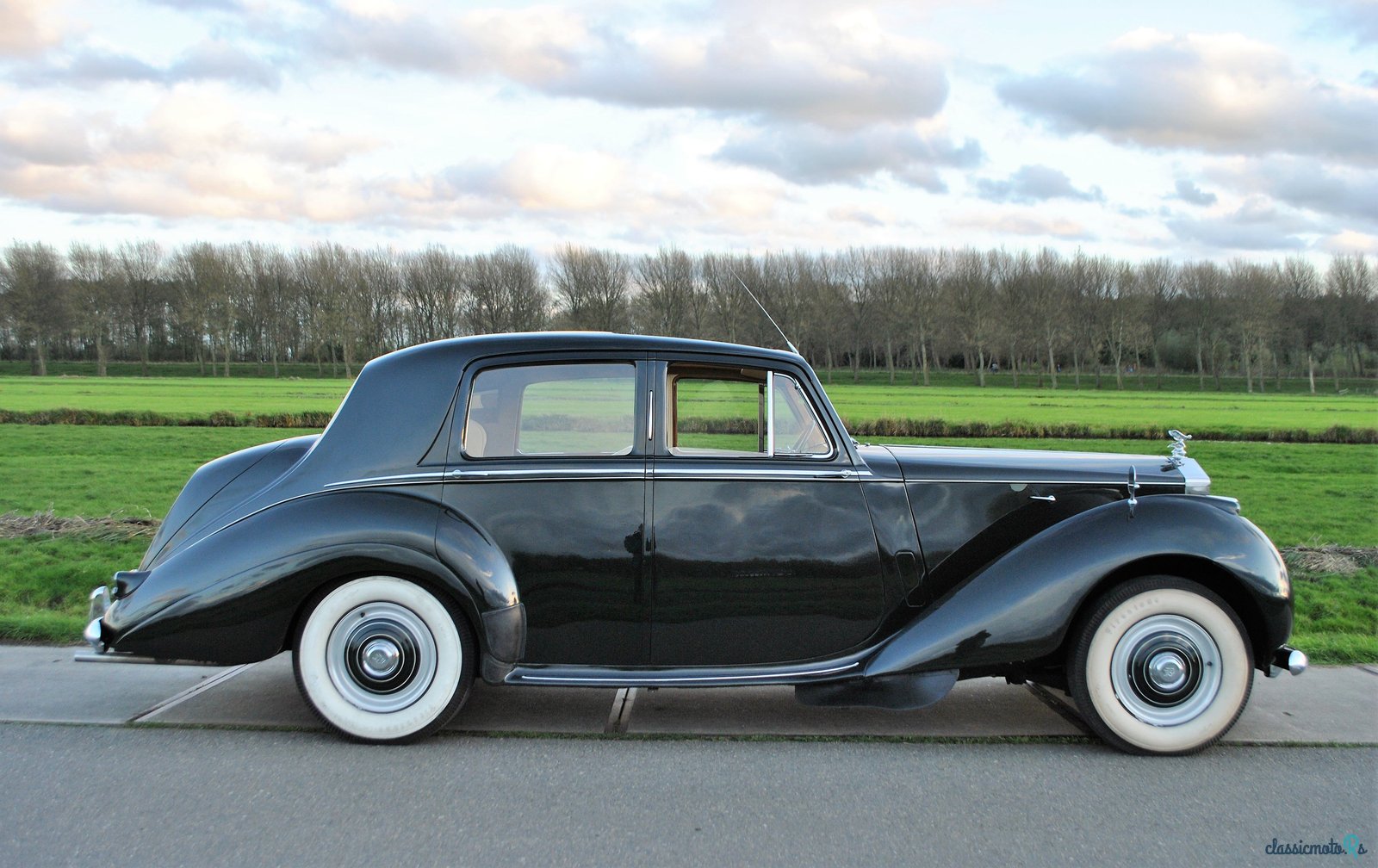 1955' Rolls-Royce Silver Dawn photo #2