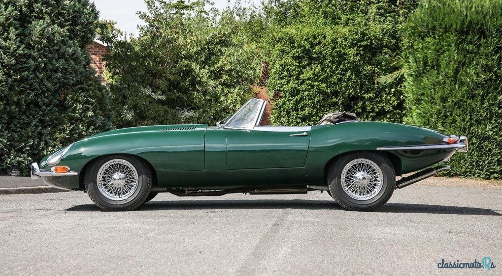 1962' Jaguar E-Type Series I Roadster photo #2