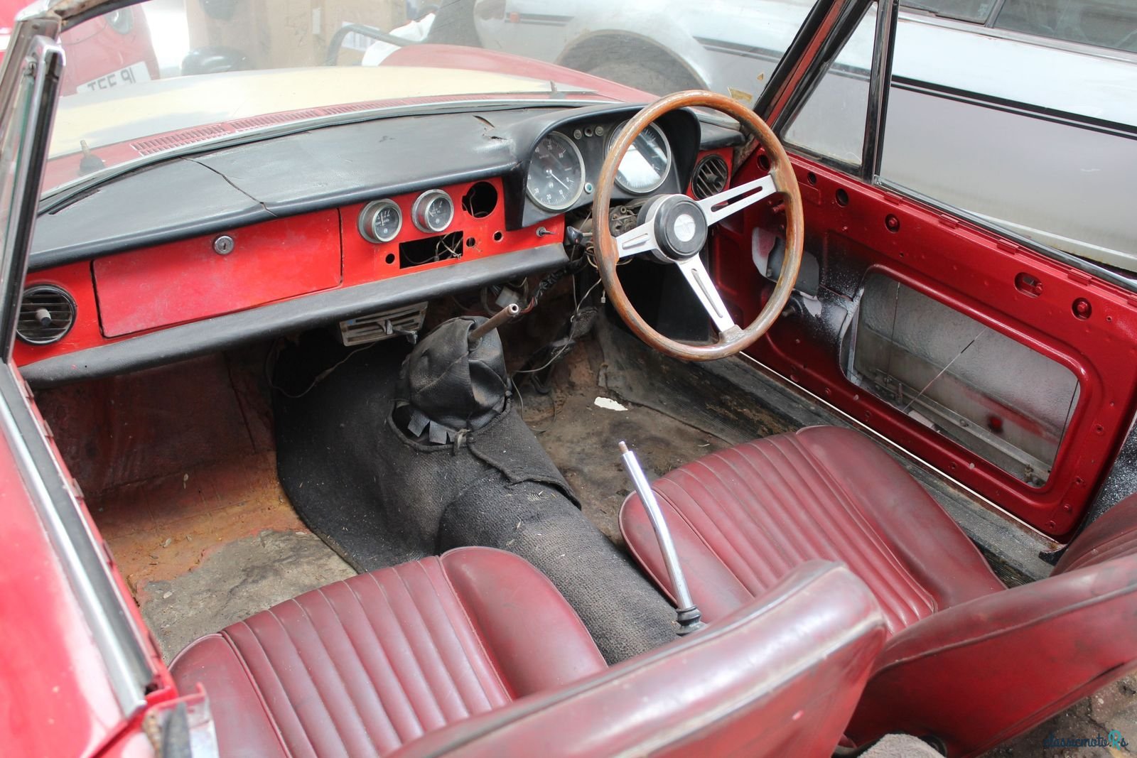 1969' Alfa Romeo Spider Veloce 1750 photo #6