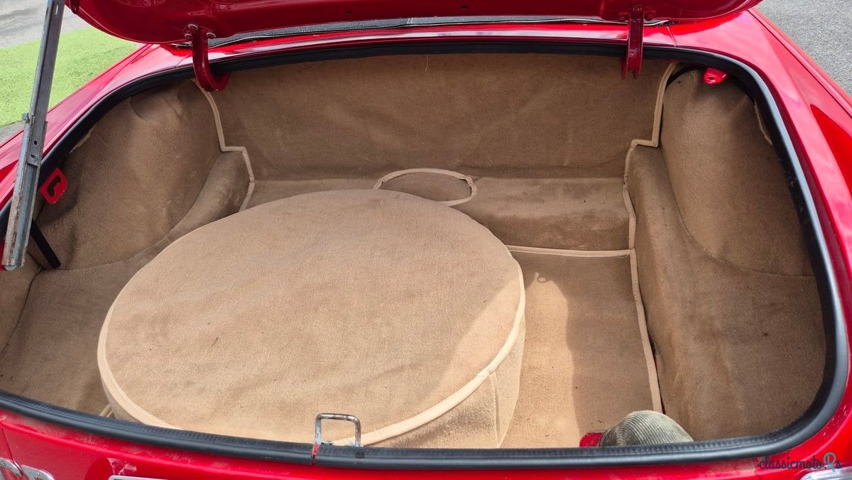 1972' MG MGB photo #5