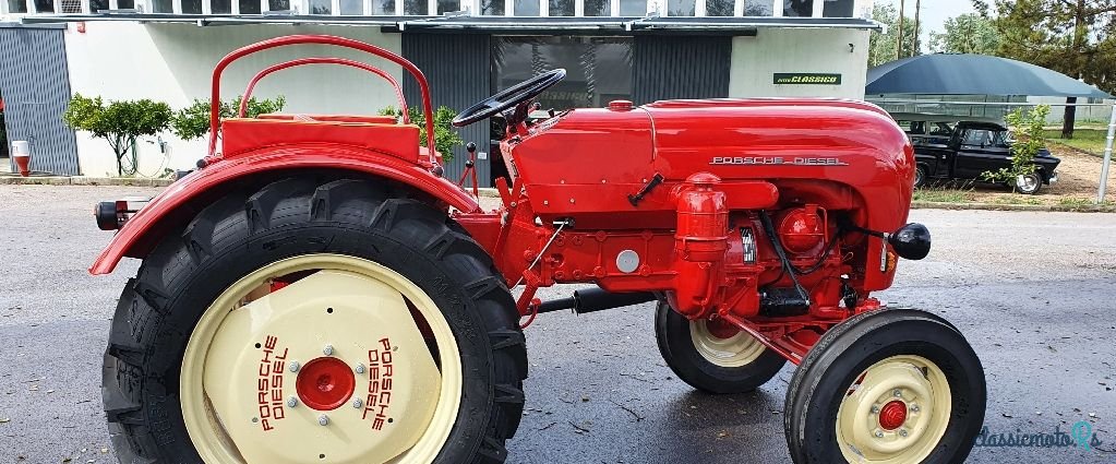 1955' Porsche Cayenne photo #3