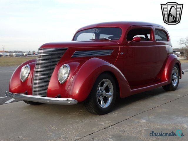 1937' Ford photo #3