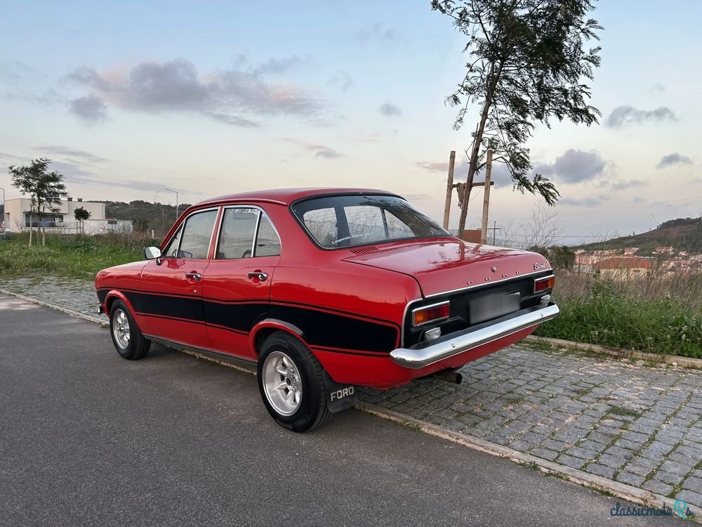1974' Ford Escort photo #3