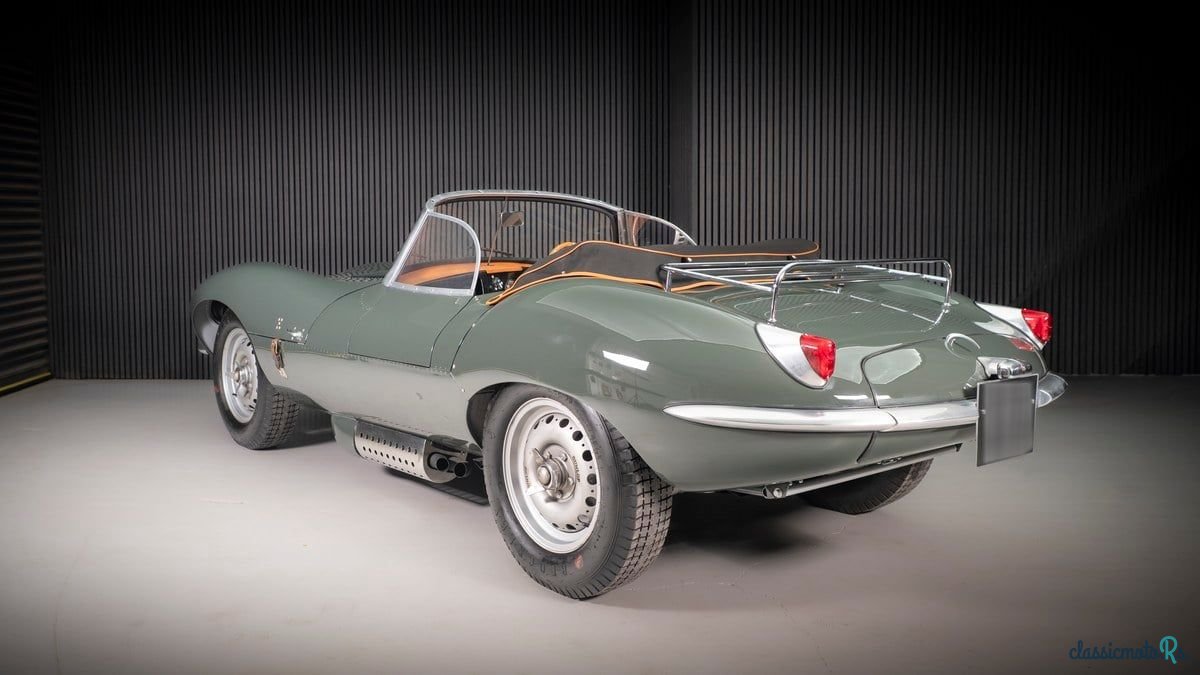 1970' Jaguar Xkss photo #5