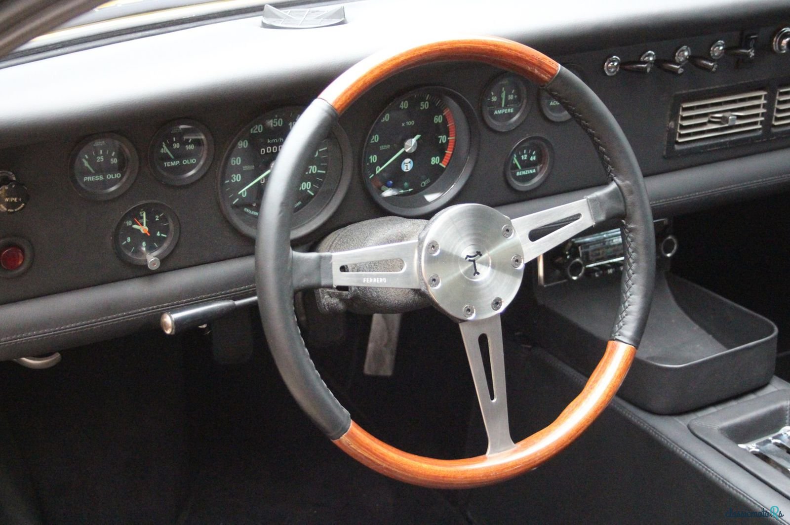 1971' De Tomaso Mangusta photo #3