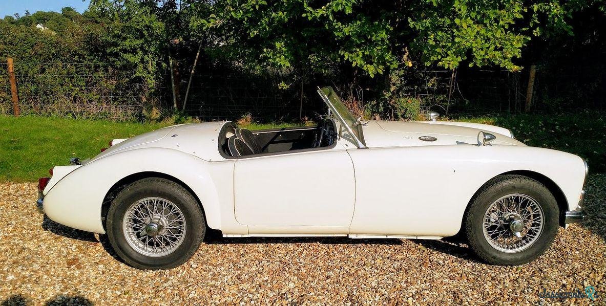 1960' MG MGA photo #1