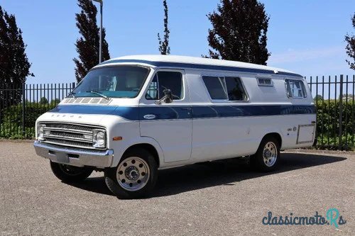 1976' Dodge Camper photo #1