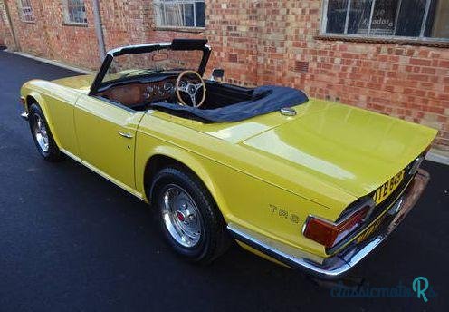 1975' Triumph TR6 photo #3